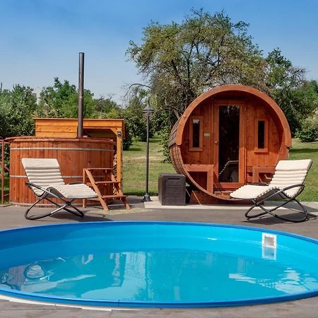 Rozmaring Vendeghaz Hotel Zengovarkony Luaran gambar