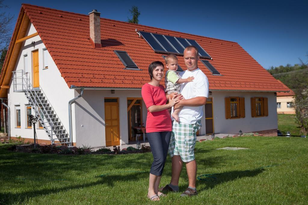 Rozmaring Vendeghaz Hotel Zengovarkony Luaran gambar