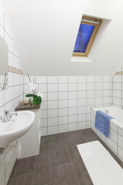 Rozmaring Vendeghaz Hotel Zengovarkony Bilik gambar